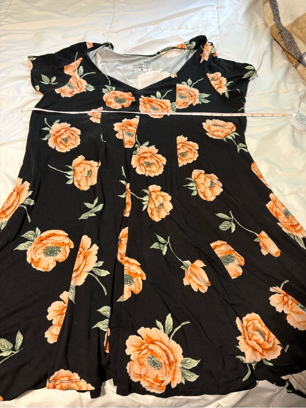 Torrid Floral V-Neck Mini Dress in Black with Peach Roses Size 3x - Picture 6 of 8